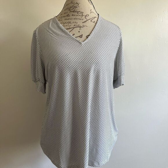 Adrianna Papell Polka Dot Top - Picture 1 of 4